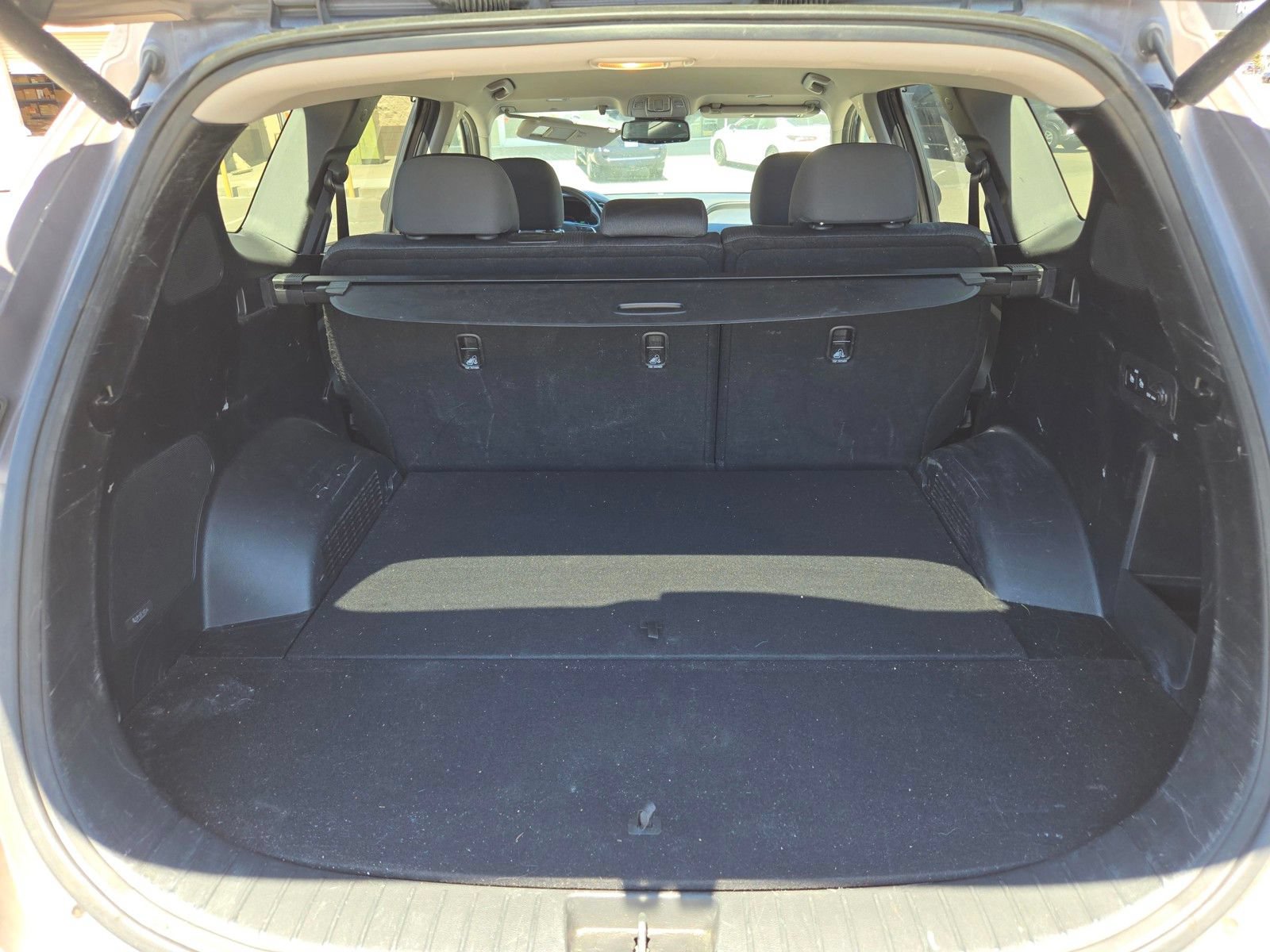 Used 2019 Hyundai Santa Fe SEL FWD image 26