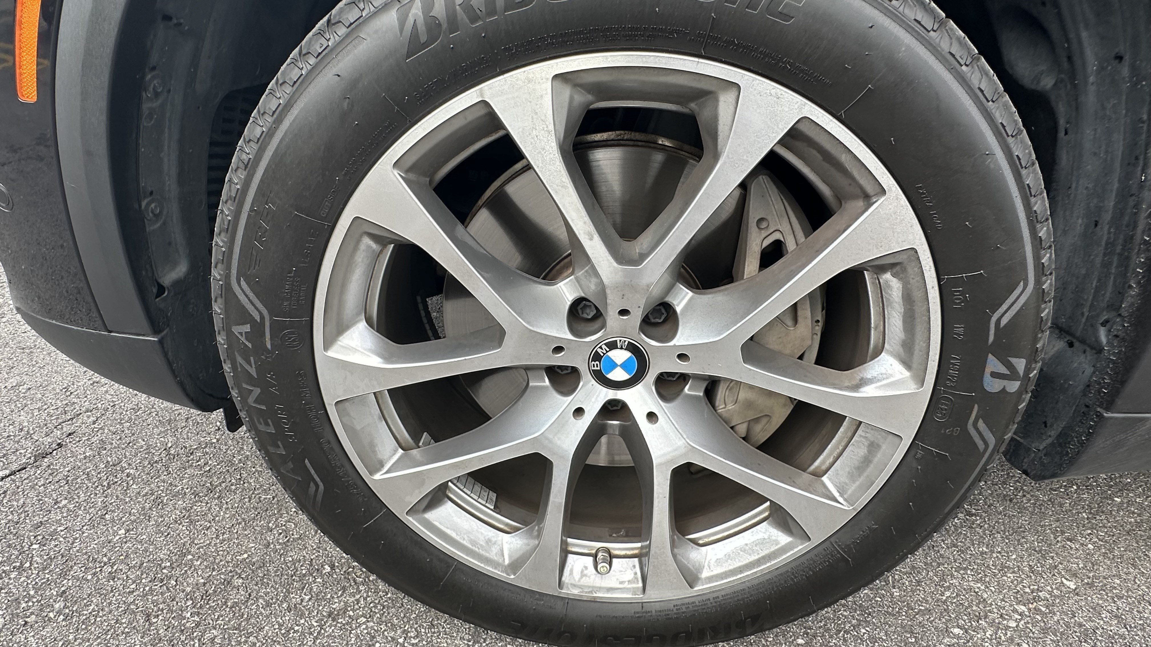 Used 2021 BMW X5 xDrive45e w/ Premium Package AWD/4WD image 12