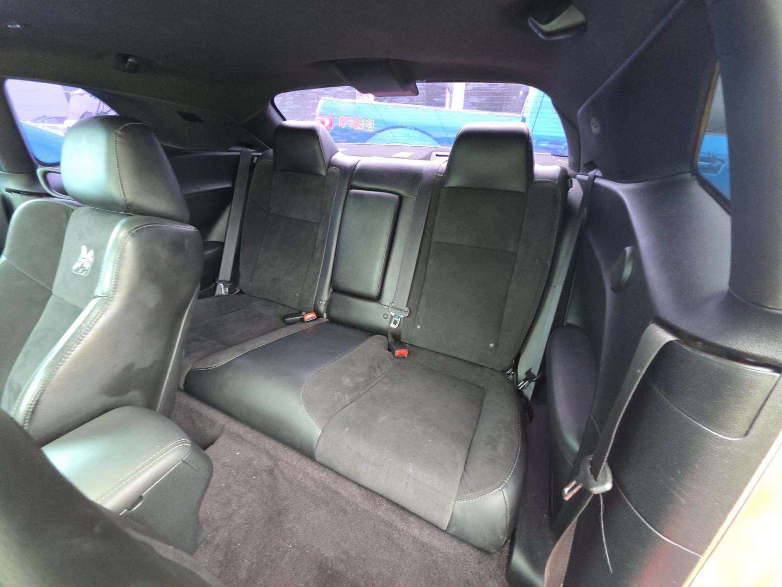 Used 2018 Dodge Challenger R/T Scat Pack RWD image 10