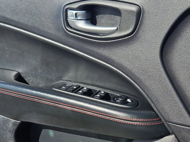 Used 2017 Jeep Compass Trailhawk w/ Popular Equipment Group image 11