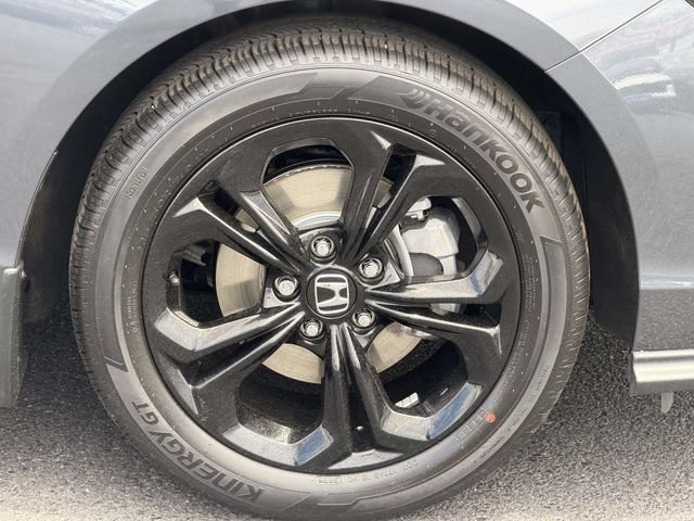 Certified 2025 Honda Accord SE image 5