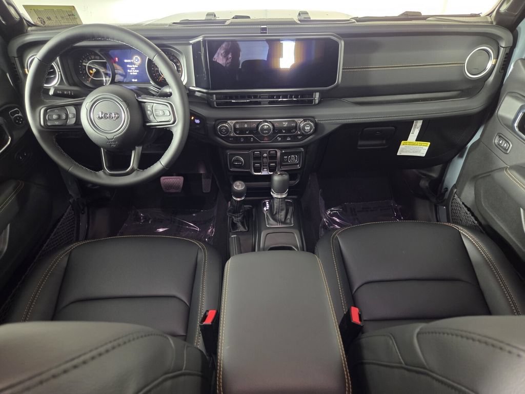 New 2026 Jeep Gladiator Sport AWD/4WD image 20