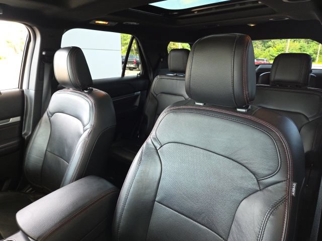 Used 2018 Ford Explorer Sport AWD/4WD image 25