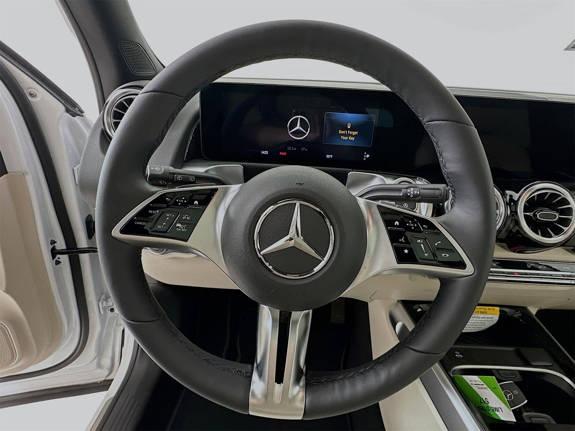 New 2026 Mercedes-Benz GLB 250 image 12