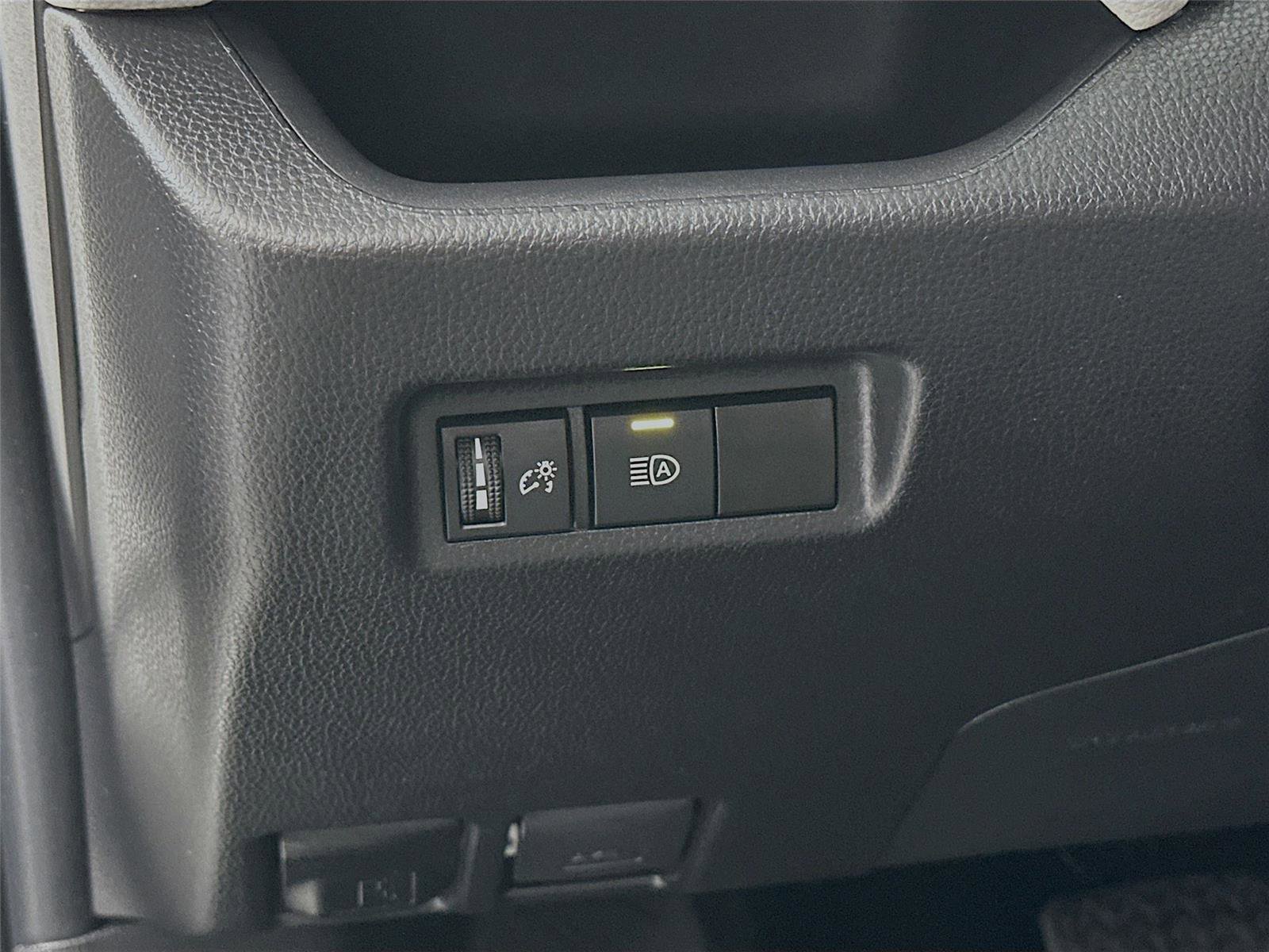 Certified 2024 Toyota RAV4 XLE image 10