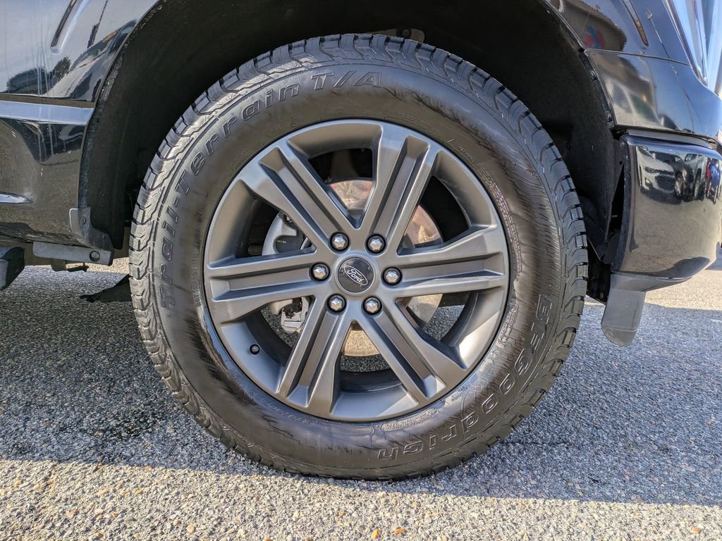 Used 2022 Ford F150 Lariat image 12