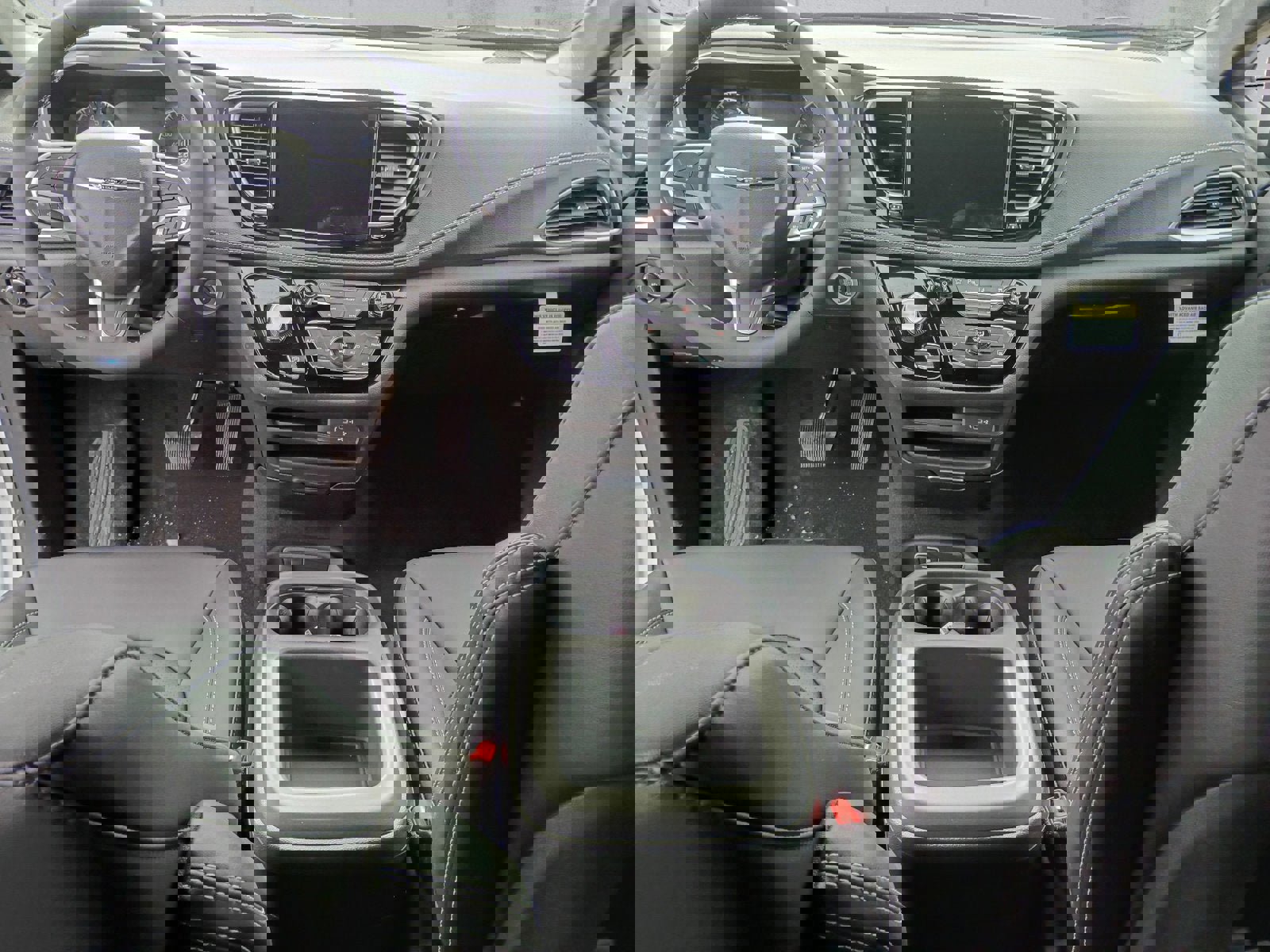 New 2026 Chrysler Pacifica Select image 11