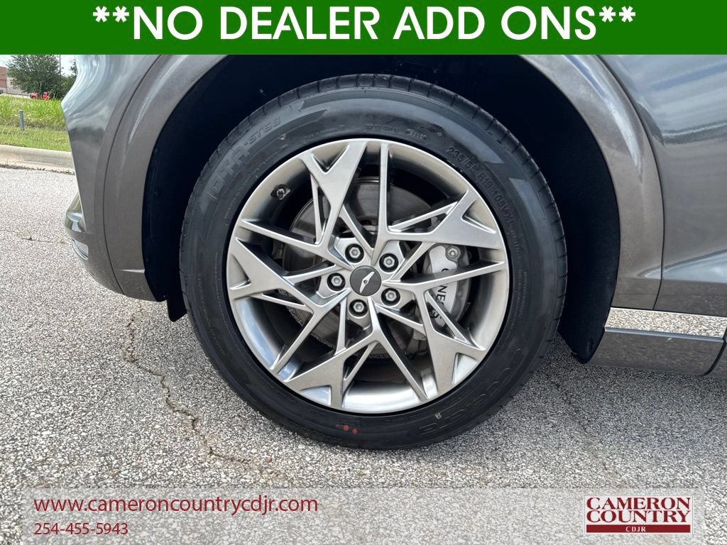 Used 2025 Genesis GV70 2.5T AWD/4WD image 18