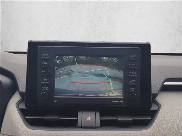 Used 2021 Toyota RAV4 XLE image 17