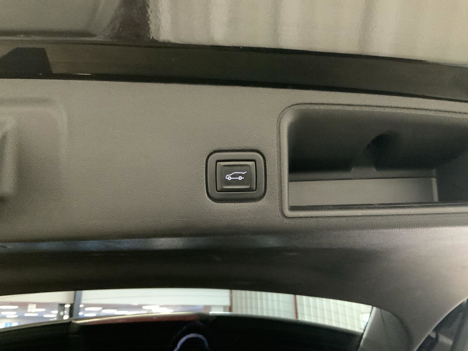 Used 2021 GMC Terrain SLT FWD image 46