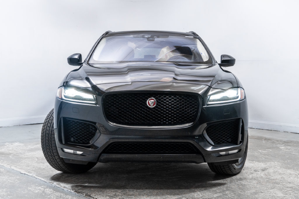 Used 2020 Jaguar F-PACE Checkered Flag AWD/4WD image 10