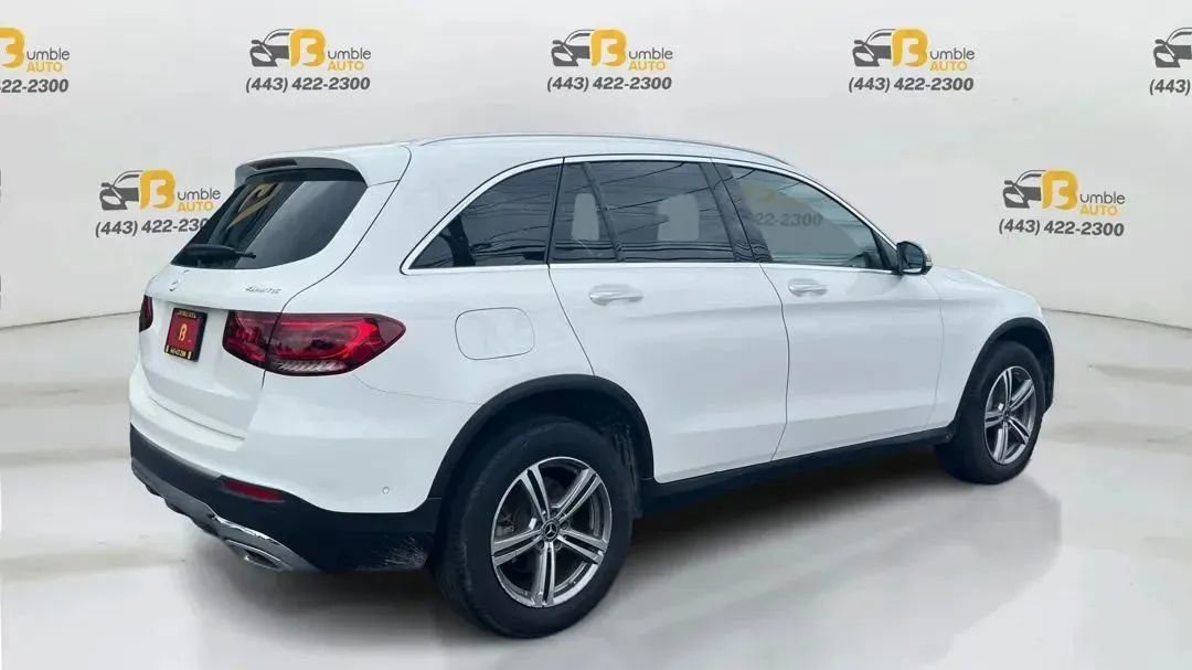 Used 2021 Mercedes-Benz GLC 300 4MATIC image 5