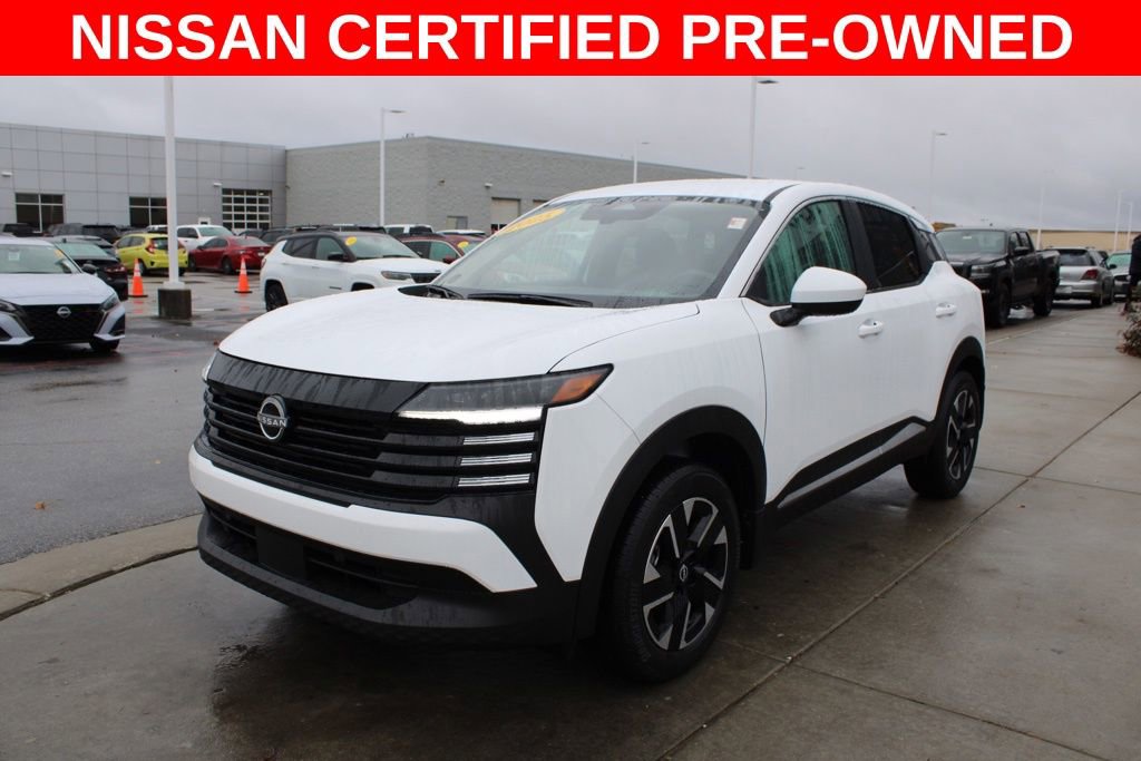 Certified 2025 Nissan Kicks SV image 3