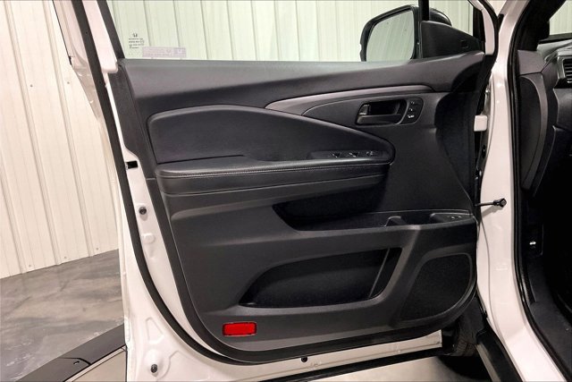 Used 2023 Honda Passport EX-L image 23