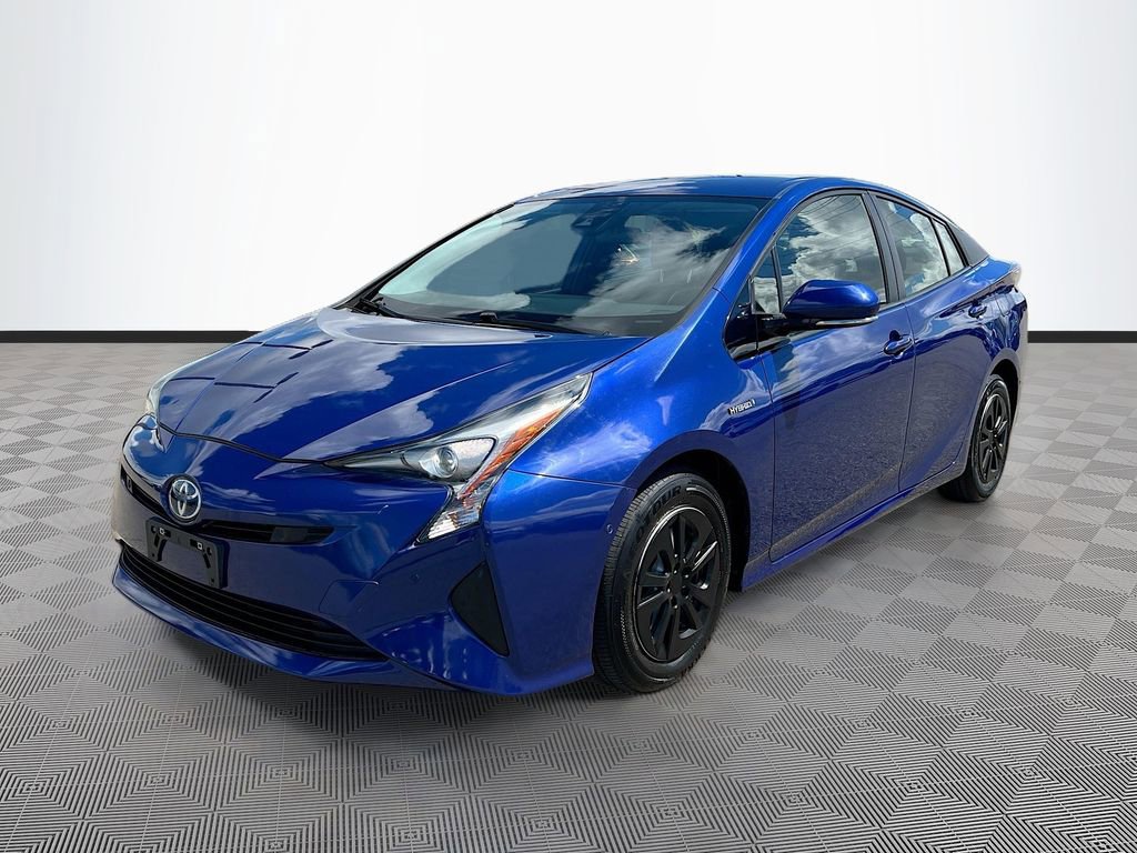 Used 2018 Toyota Prius Two w/ Prius Two Safety Plus Package FWD image 3