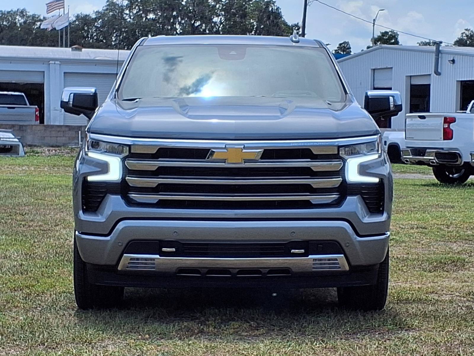New 2026 Chevrolet Silverado 1500 High Country AWD/4WD image 2