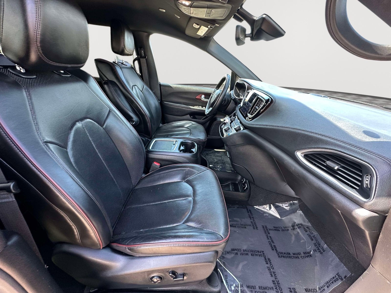 Used 2020 Chrysler Pacifica Limited FWD image 20