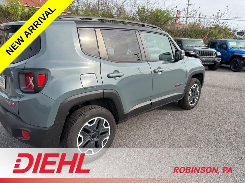 Certified 2016 Jeep Renegade Trailhawk image 7