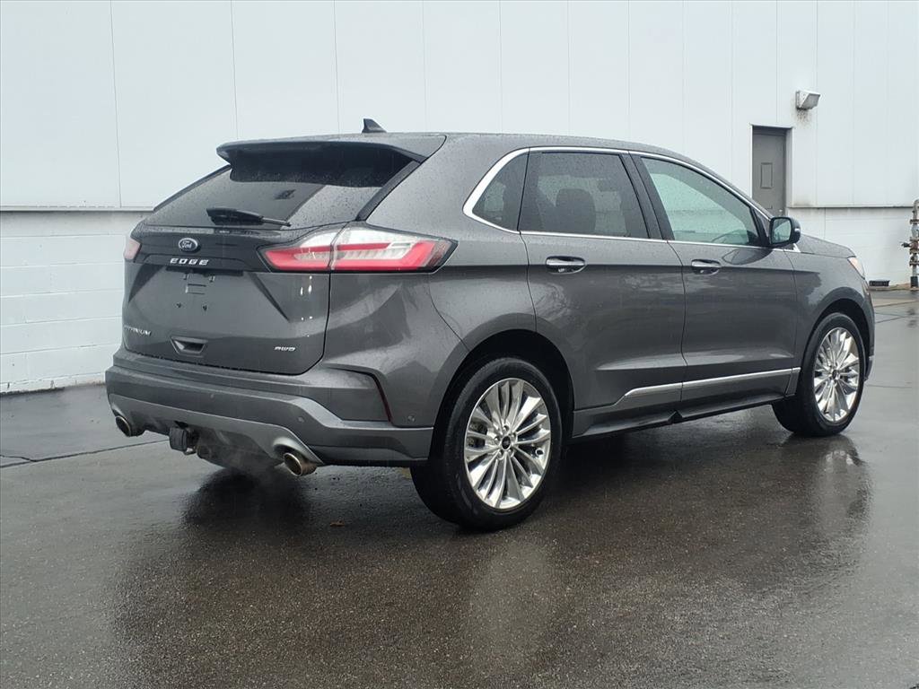 Used 2021 Ford Edge Titanium w/ Equipment Group 301A image 6