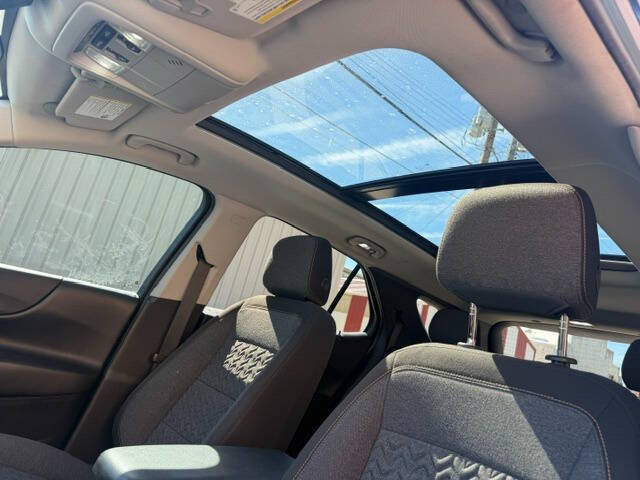Used 2022 Chevrolet Equinox LT AWD/4WD image 8