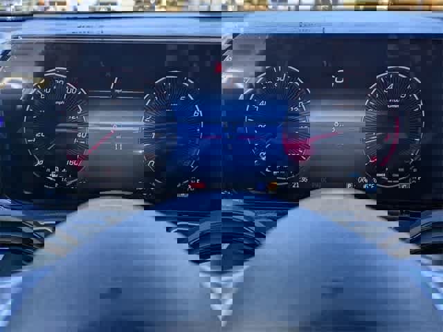 Used 2025 Mercedes-Benz GLB 250 image 17