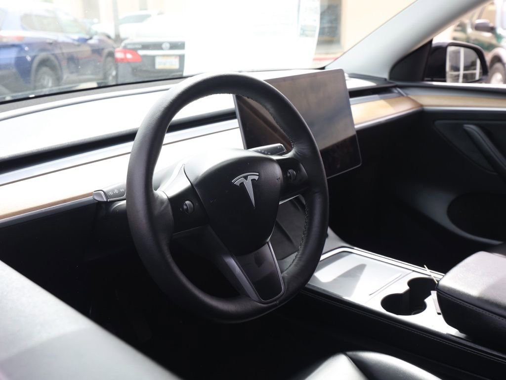 Used 2023 Tesla Model Y Long Range image 14