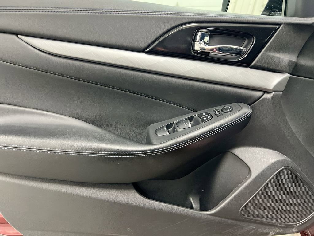 Used 2018 Nissan Maxima 3.5 S image 21