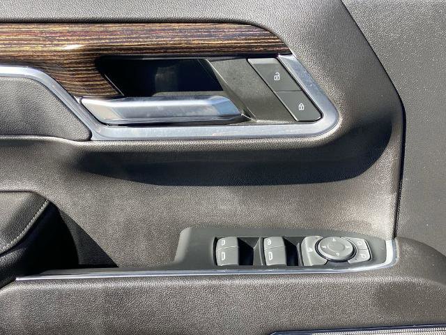 Used 2023 GMC Sierra 1500 Elevation image 19