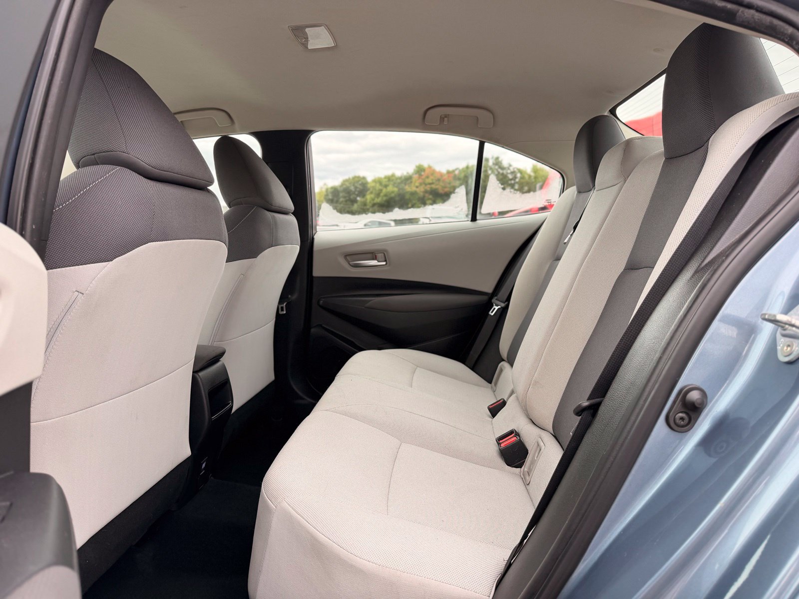 Used 2020 Toyota Corolla L FWD image 16