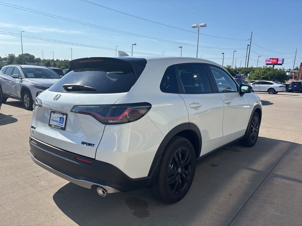 Certified 2026 Honda HR-V Sport image 5