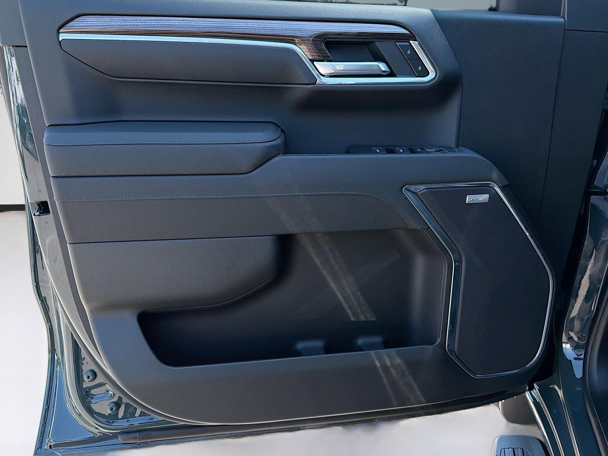 Used 2026 Chevrolet Silverado 1500 LT Trail Boss w/ LT Trail Boss Premium Package image 21