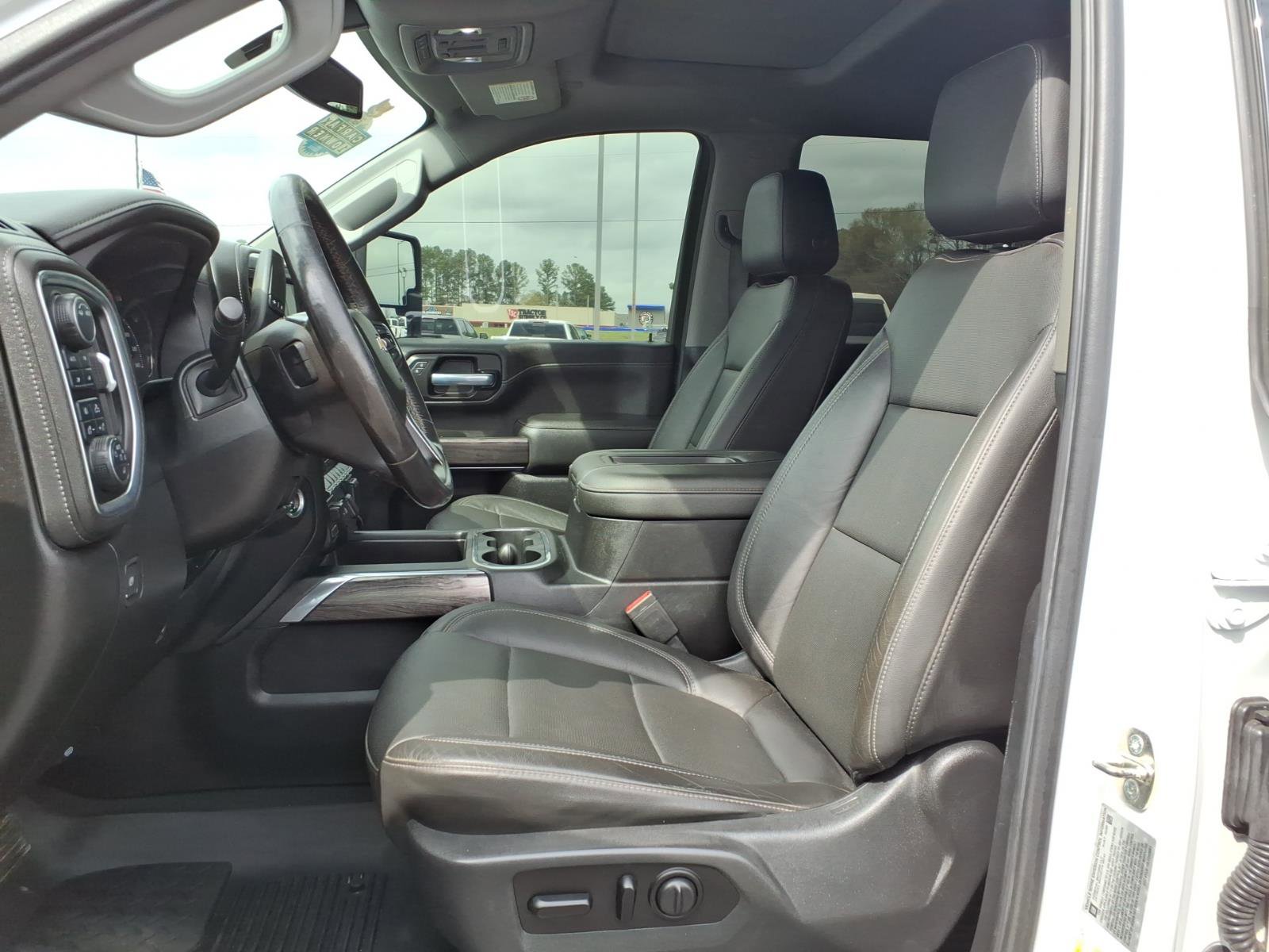 Used 2020 Chevrolet Silverado 3500 LTZ w/ LTZ Convenience Package image 20