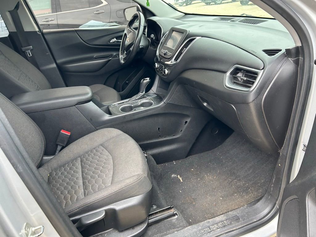 Used 2018 Chevrolet Equinox LT FWD image 3