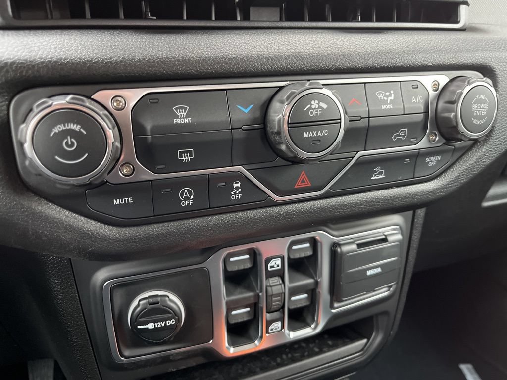 New 2026 Jeep Gladiator Sport AWD/4WD image 37