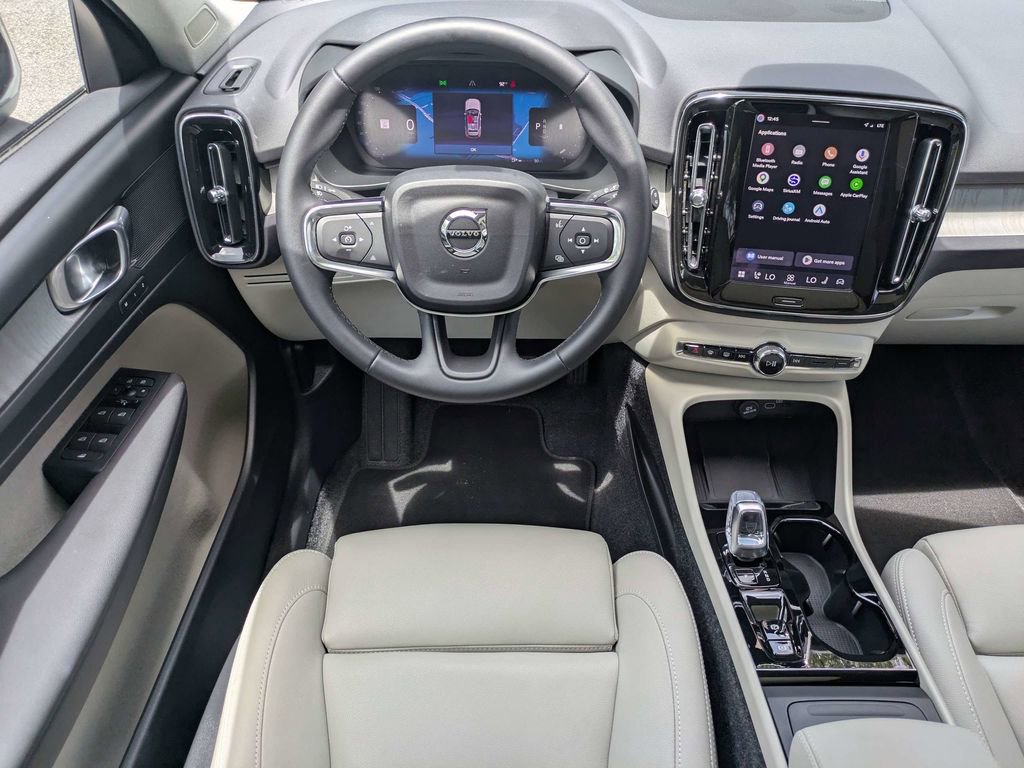 Certified 2026 Volvo XC40 B5 Plus AWD/4WD image 16