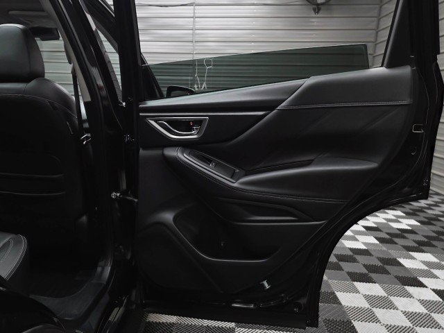 Used 2022 Subaru Forester Touring AWD/4WD image 39