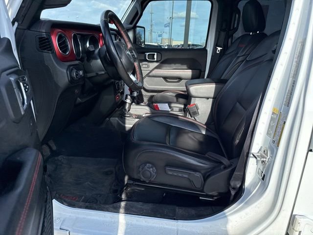 Used 2021 Jeep Gladiator Rubicon AWD/4WD image 2