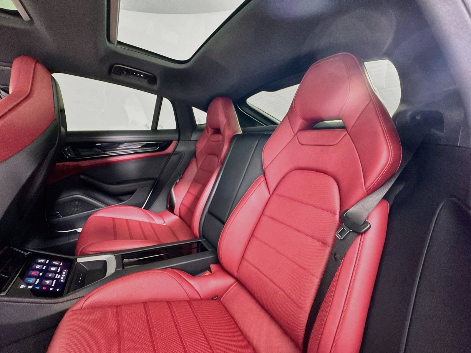 Used 2025 Porsche Panamera 4 AWD/4WD image 24