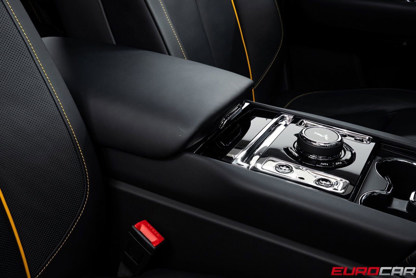 Used 2024 Rolls-Royce Cullinan image 34