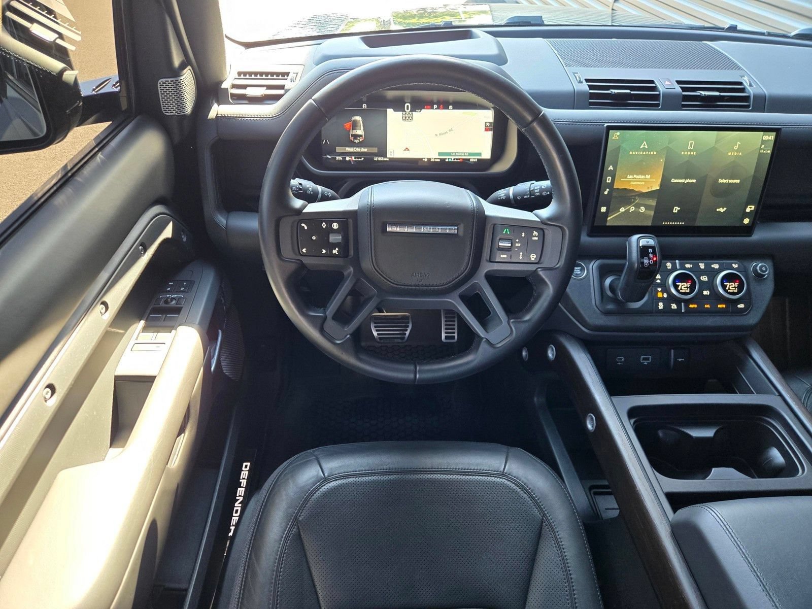 Used 2024 Land Rover Defender 130 X AWD/4WD image 14