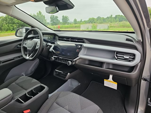 New 2027 Chevrolet Bolt LT w/ Comfort Package FWD image 28