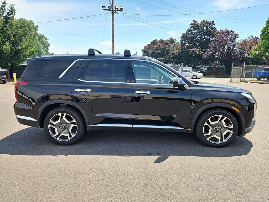 Used 2023 Hyundai Palisade Limited AWD/4WD image 7