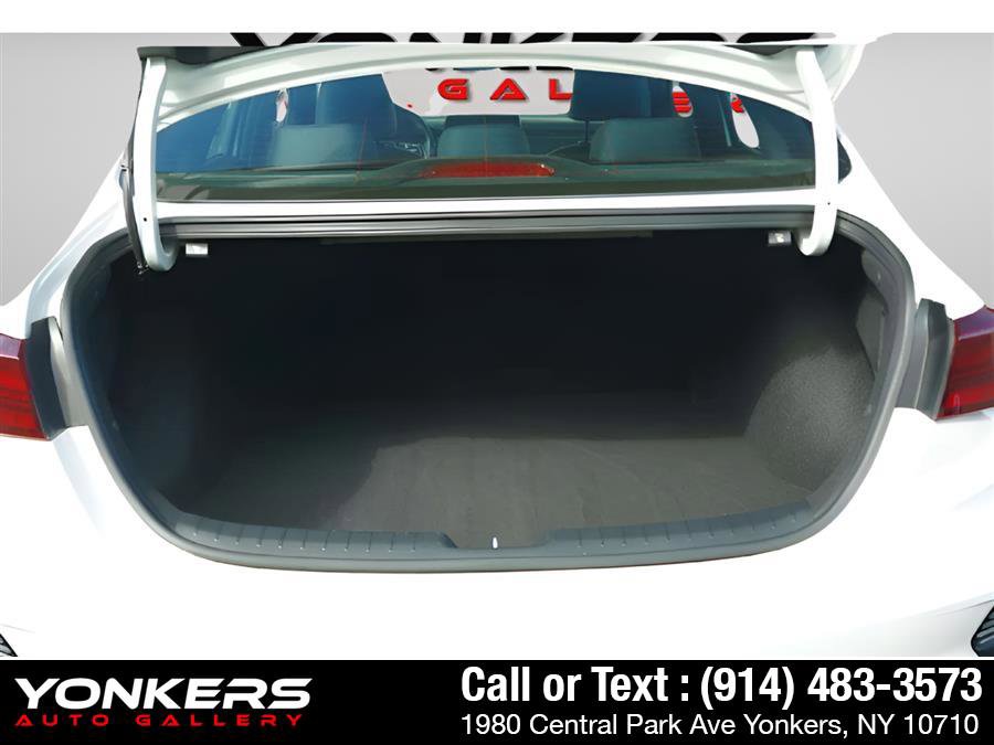 Used 2024 Kia Forte GT image 37