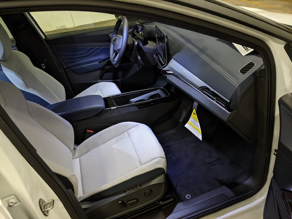 New 2026 Volkswagen ID.4 Pro S Plus AWD/4WD image 22