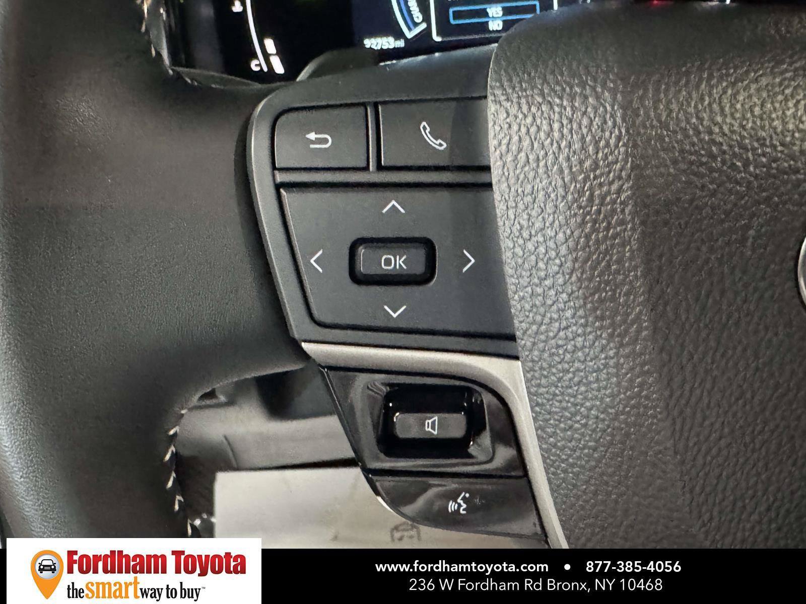Used 2025 Toyota Camry SE FWD image 21