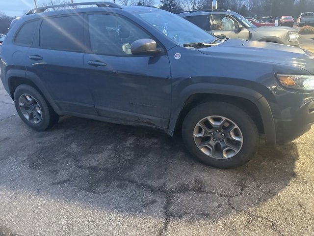 Used 2019 Jeep Cherokee Trailhawk w/ Cold Weather Group image 2