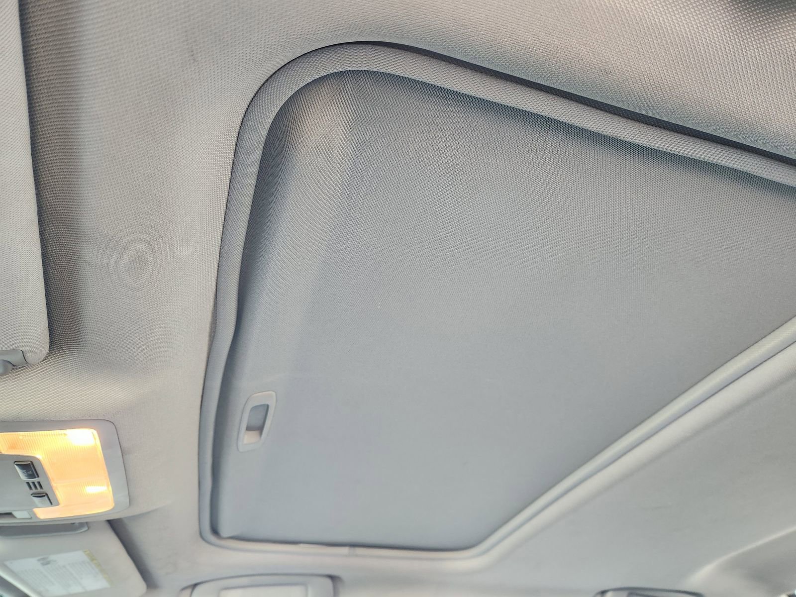 Used 2016 Toyota Camry SE image 30