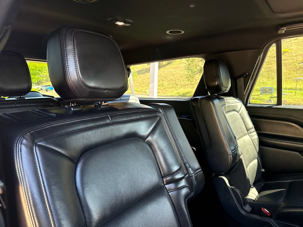 Certified 2021 Lincoln Navigator L Reserve AWD/4WD image 25