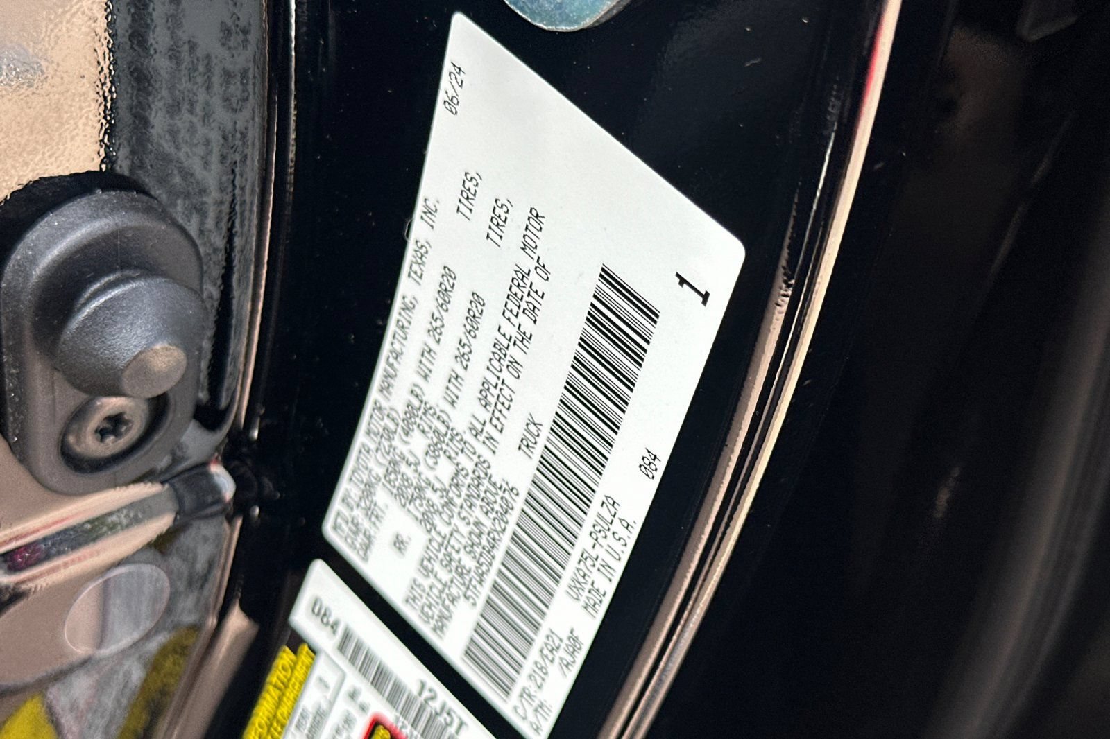 Used 2024 Toyota Tundra Limited w/ TRD Off-Road Package AWD/4WD image 37