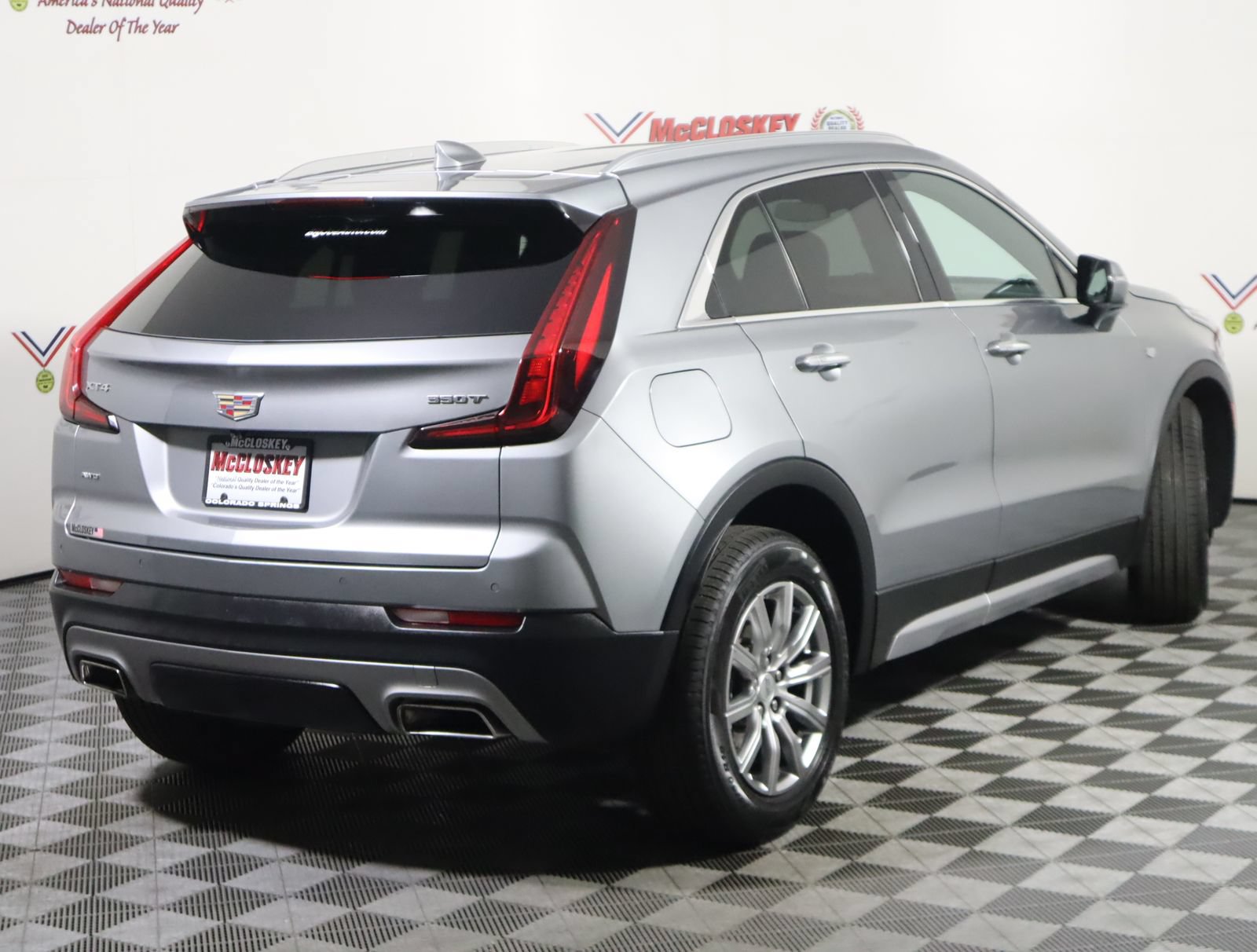 Used 2023 Cadillac XT4 Premium Luxury AWD/4WD image 6